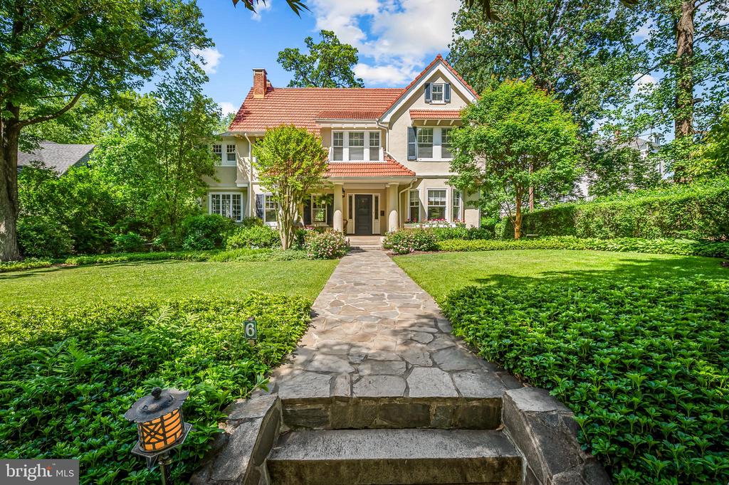 6 ELMHURST ROAD