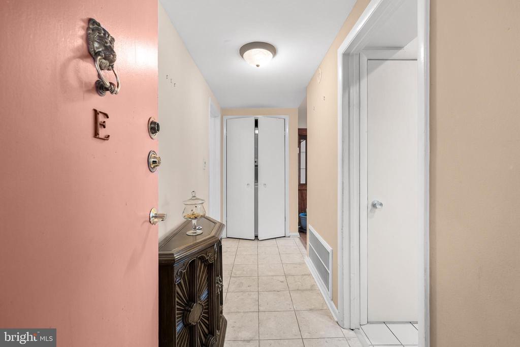 11 HAMILL ROAD Unit: 11E