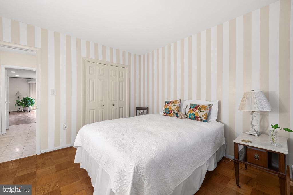 11 HAMILL ROAD Unit: 11E
