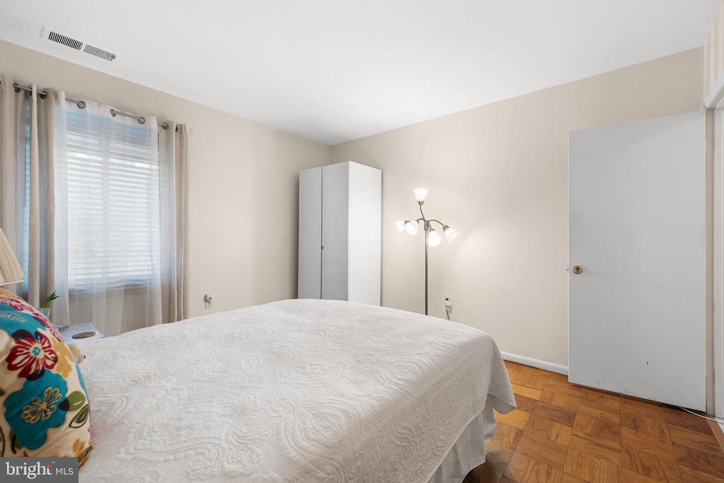 11 HAMILL ROAD Unit: 11E