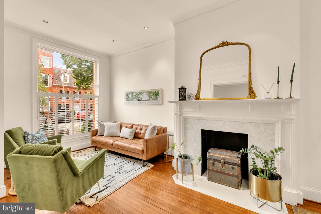 115 E MONTGOMERY STREET