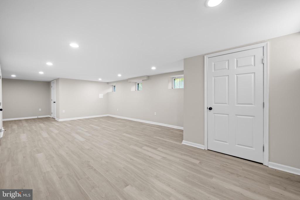 315 E COLD SPRING LANE