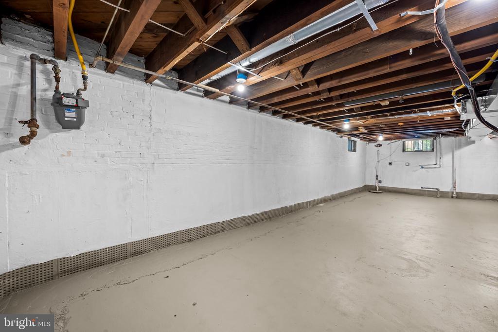 315 E COLD SPRING LANE