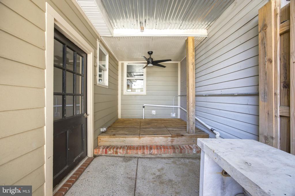 3228 FOSTER AVENUE
