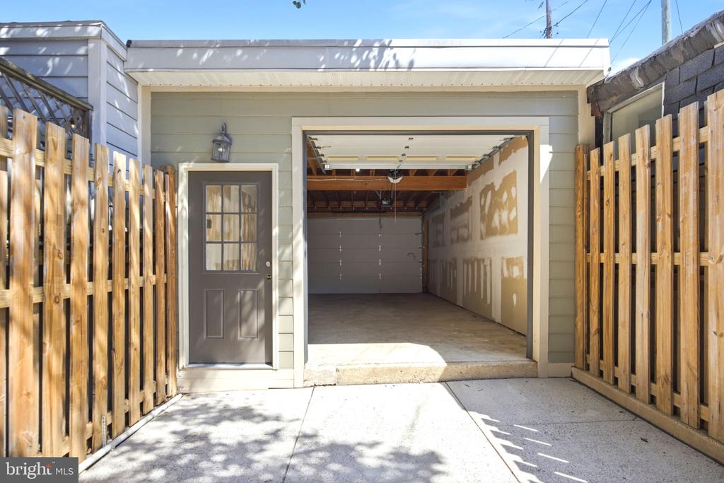 3228 FOSTER AVENUE