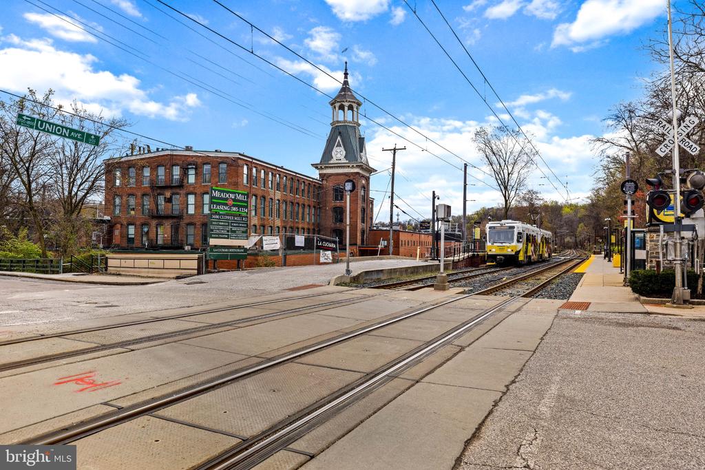 2007 CLIPPER PARK ROAD Unit: 211