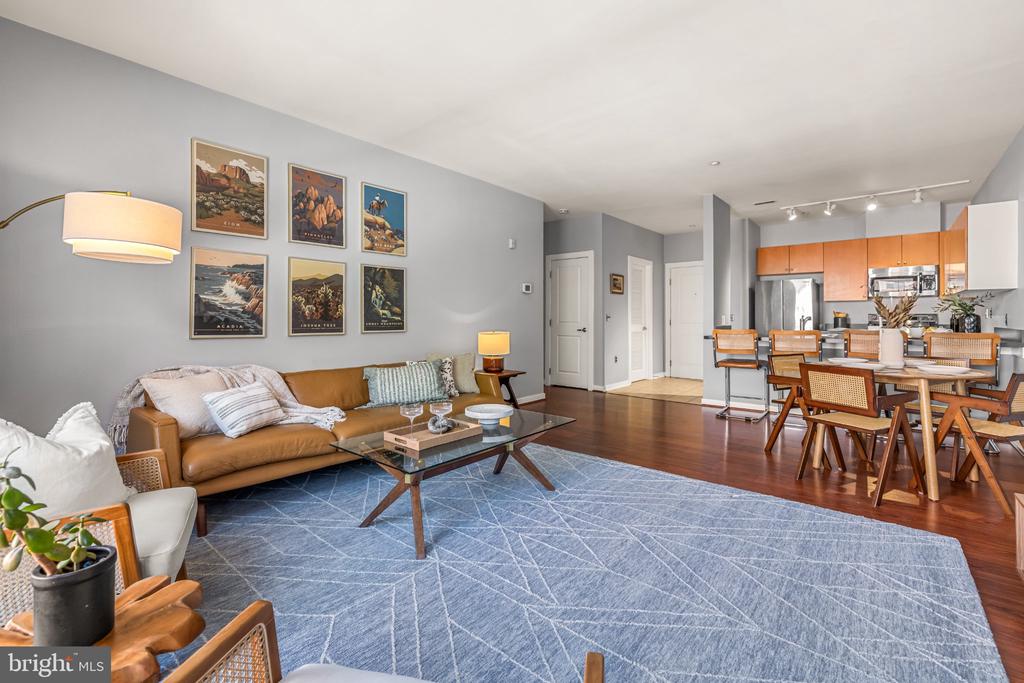 2007 CLIPPER PARK ROAD Unit: 211