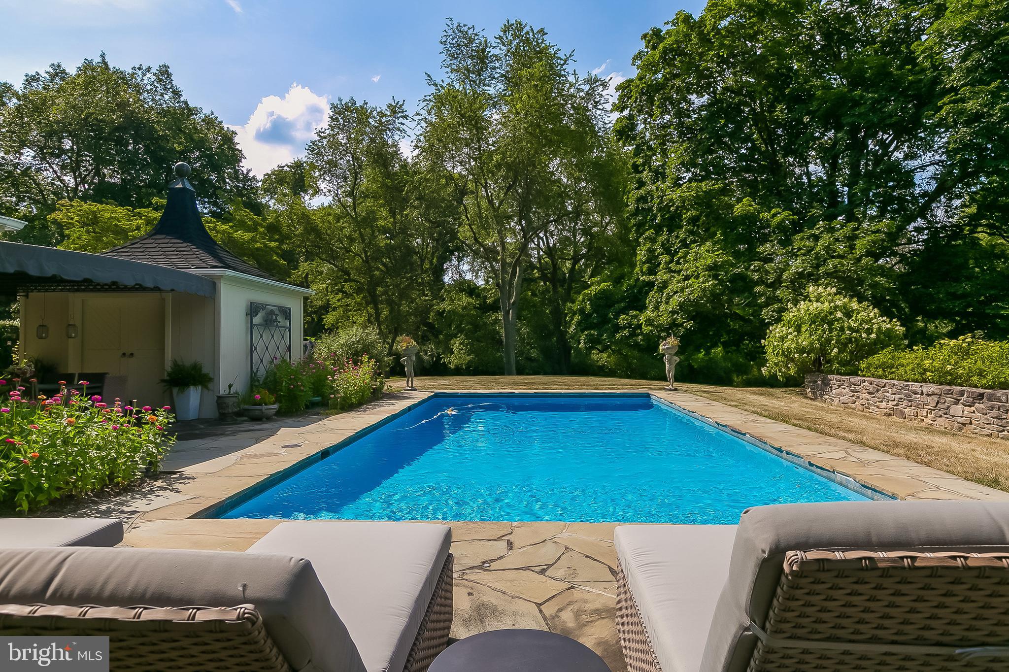 2639 SHEPPERD ROAD