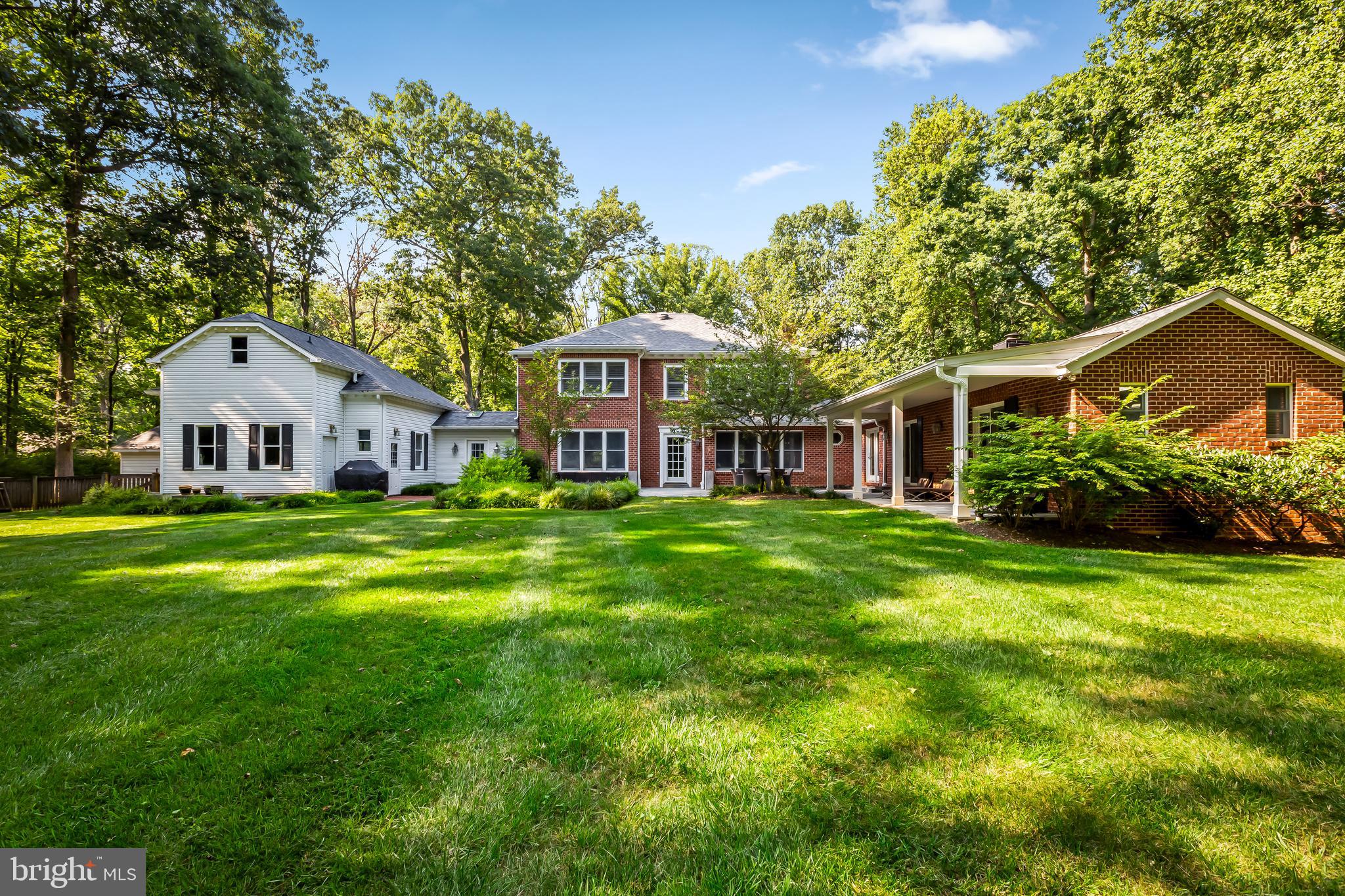 1500 Broadway ROAD