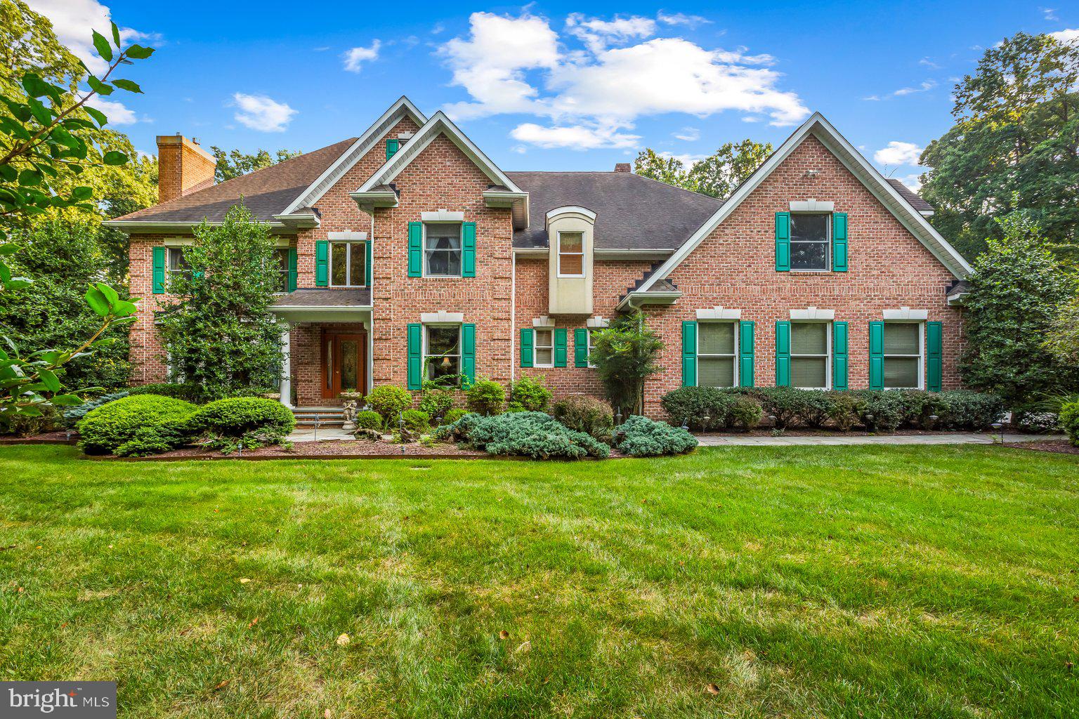 13 CHRIS ELIOT COURT