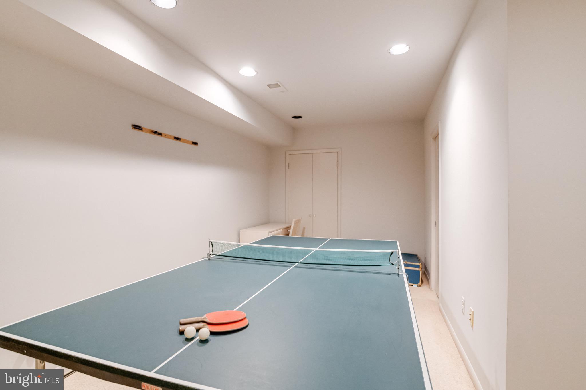 2403 Velvet Ridge Dr