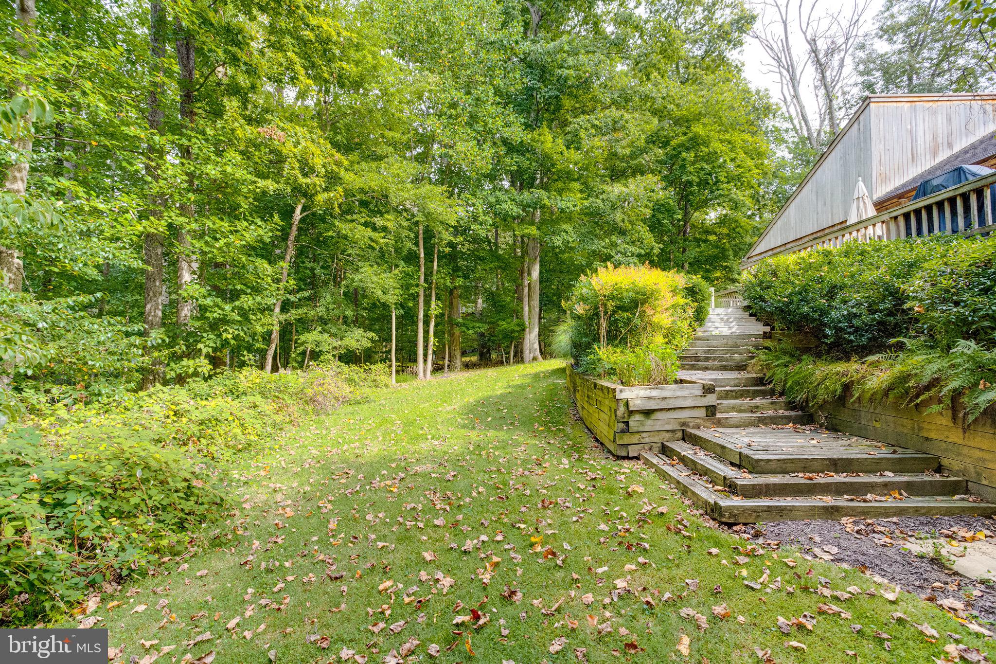 2403 Velvet Ridge Dr