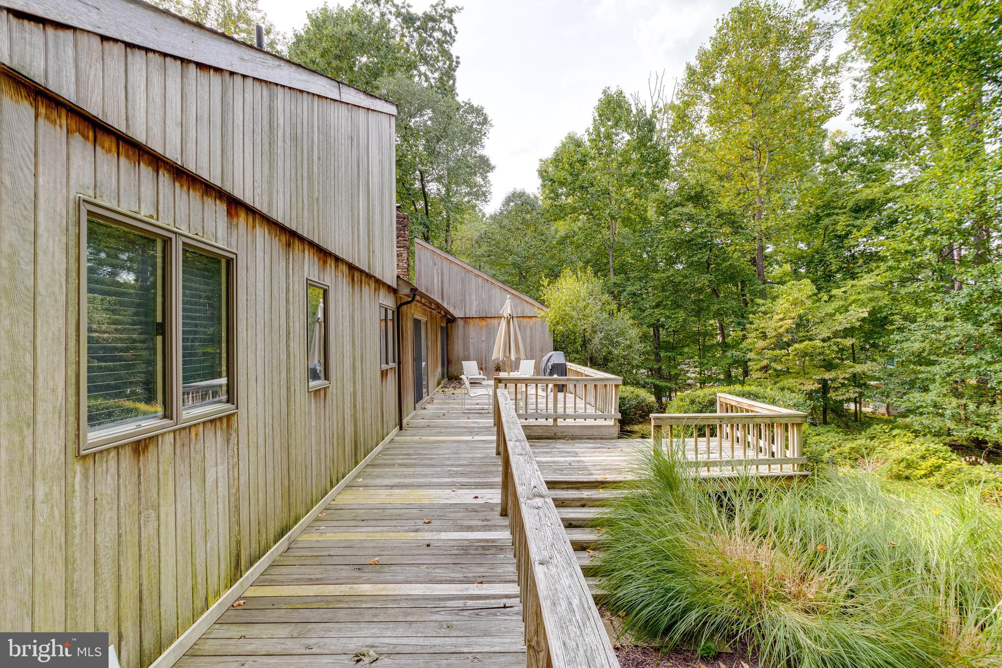 2403 Velvet Ridge Dr