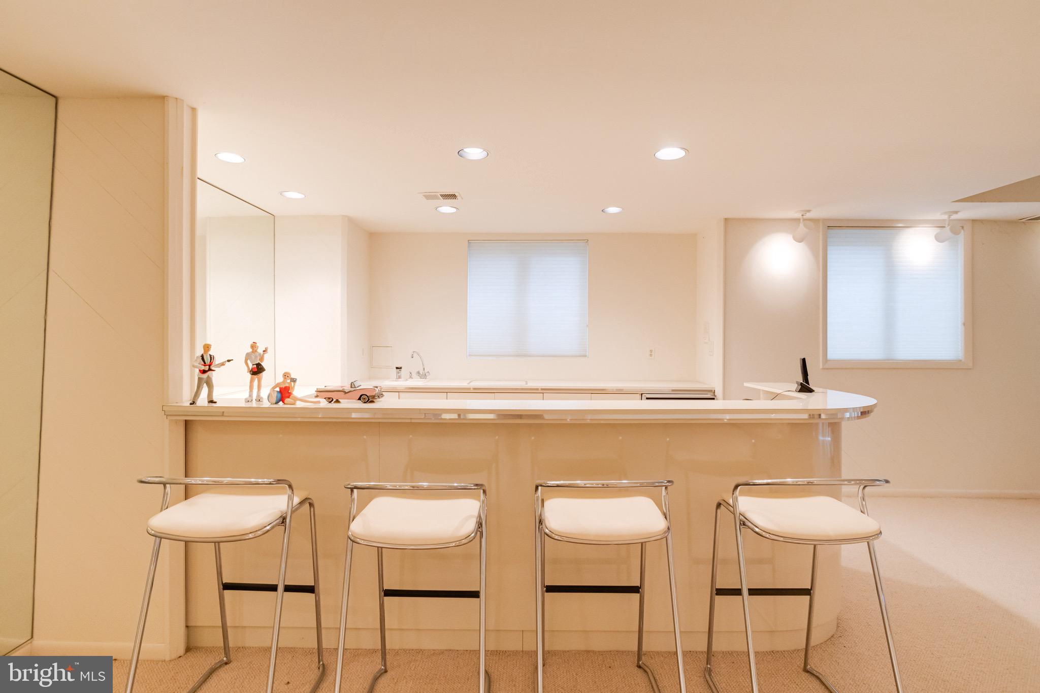 2403 Velvet Ridge Dr