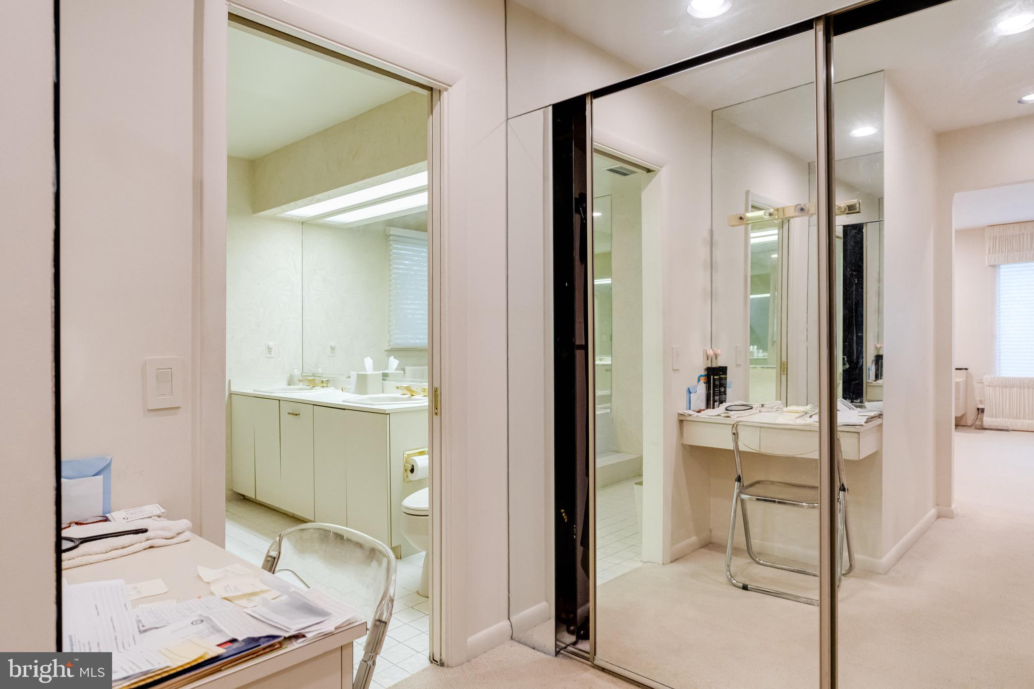 2403 Velvet Ridge Dr