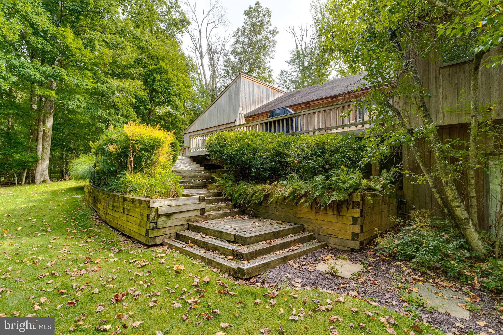 2403 Velvet Ridge Dr