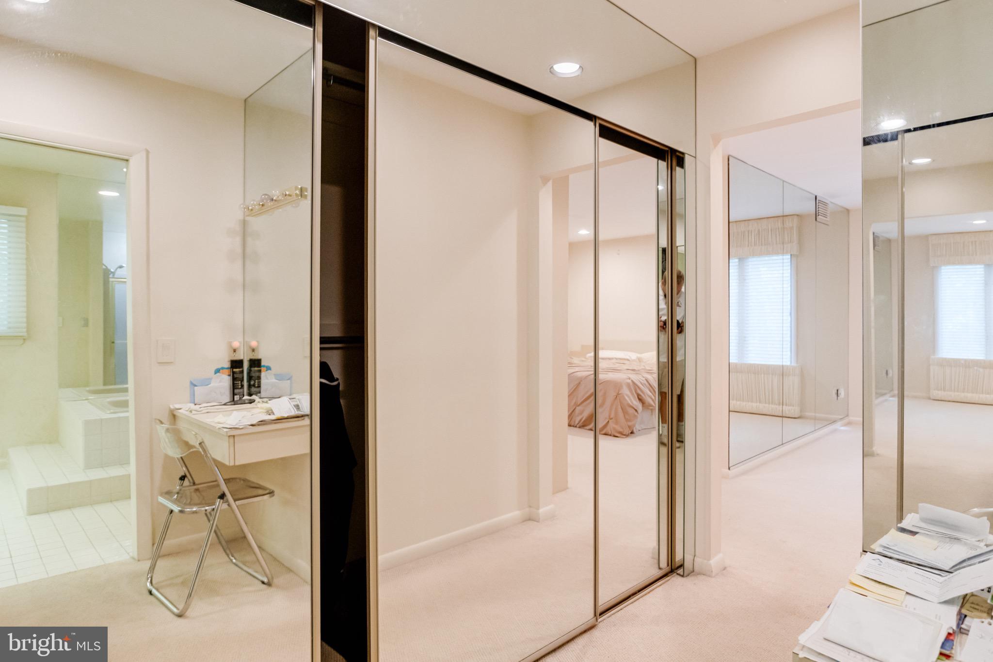 2403 Velvet Ridge Dr