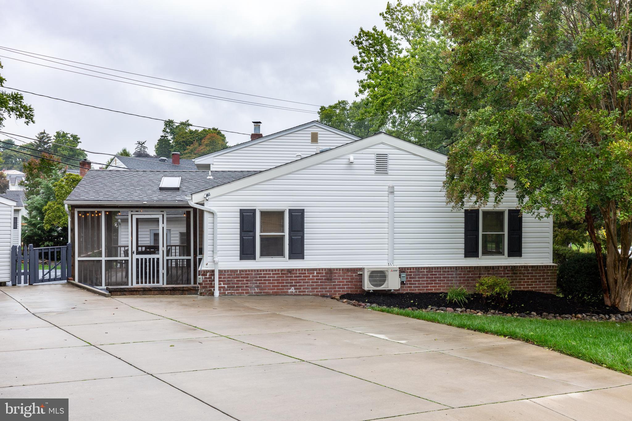 2320 Foxley ROAD