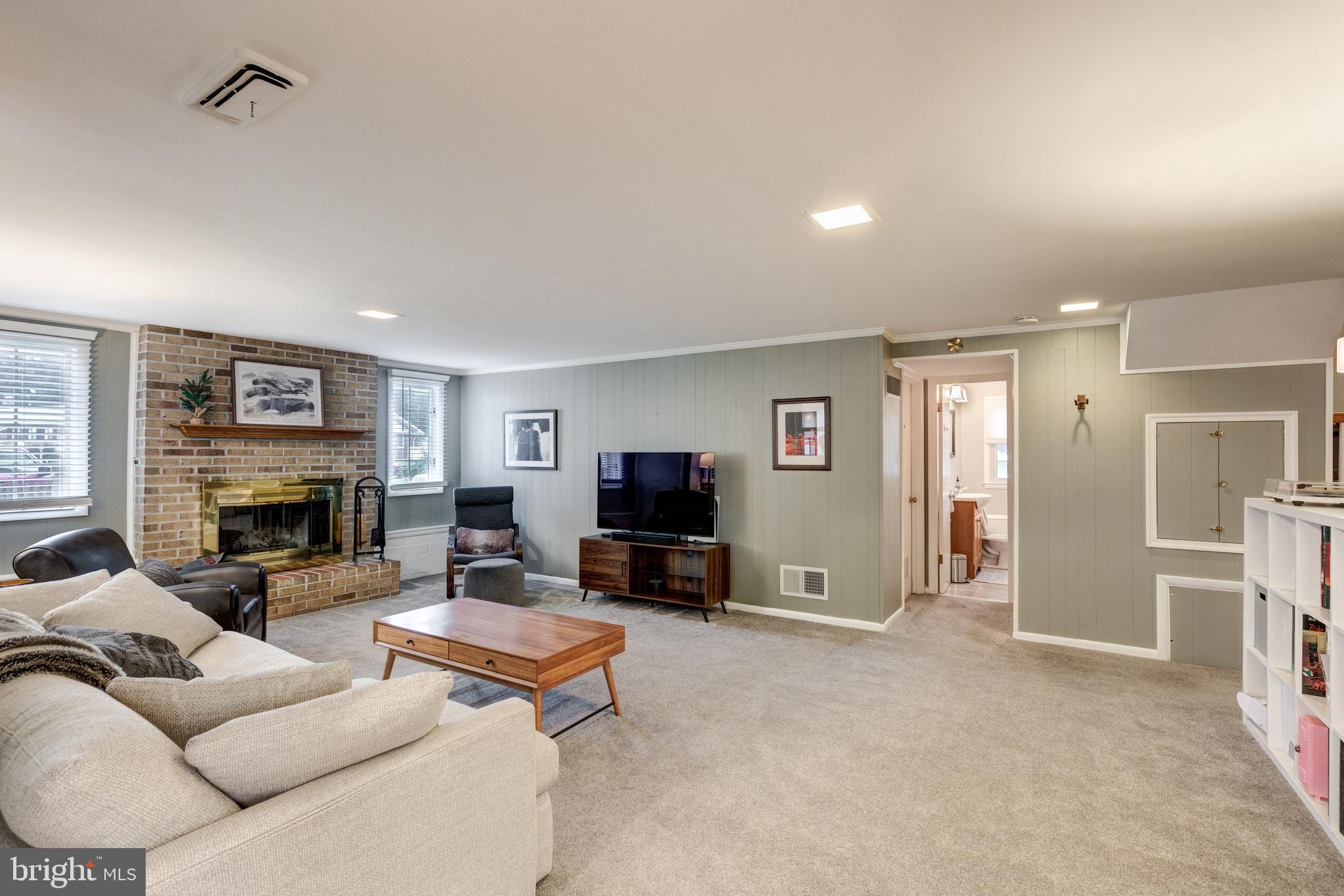 2320 Foxley ROAD