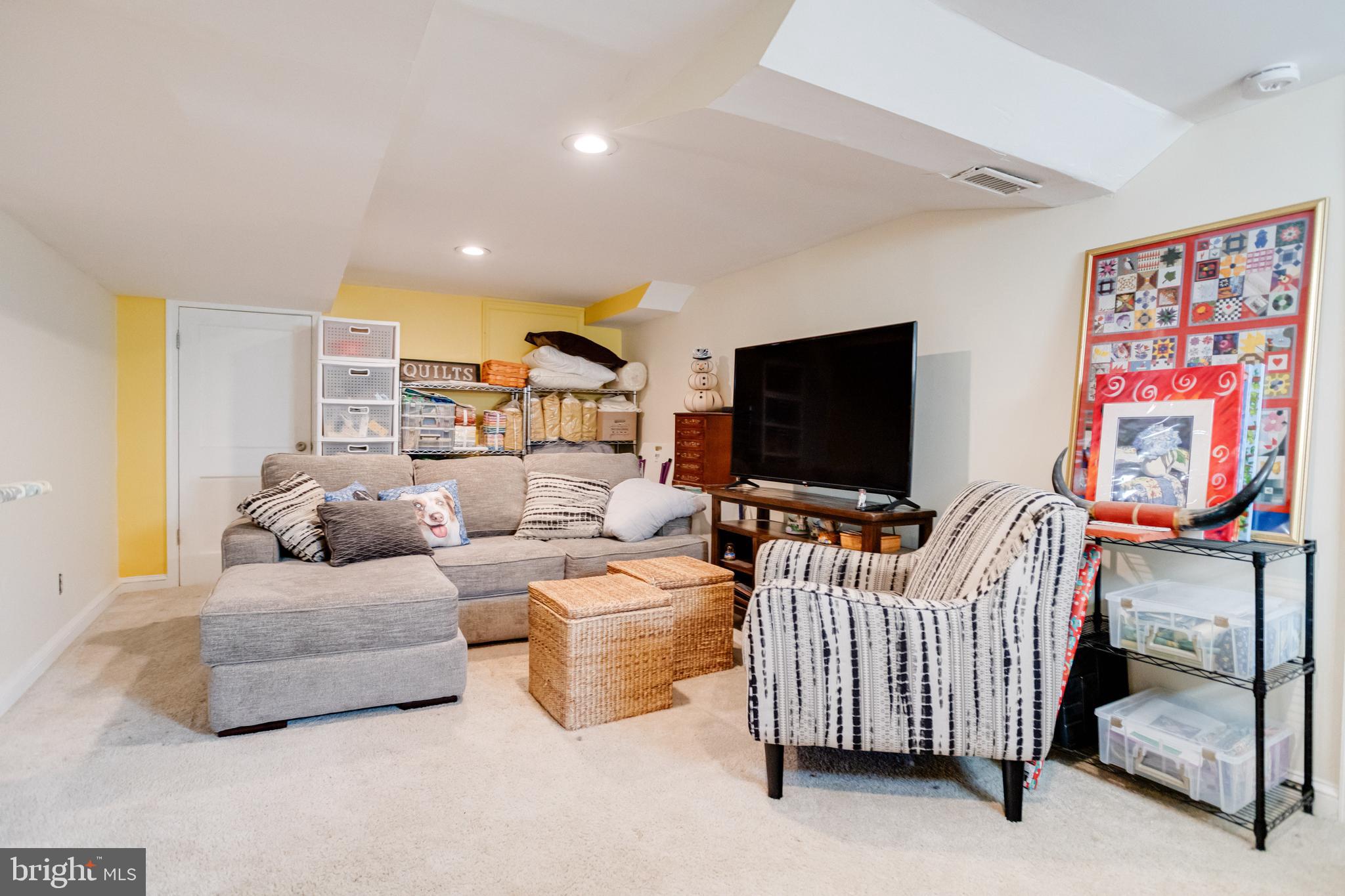 213 Tyrone Rd