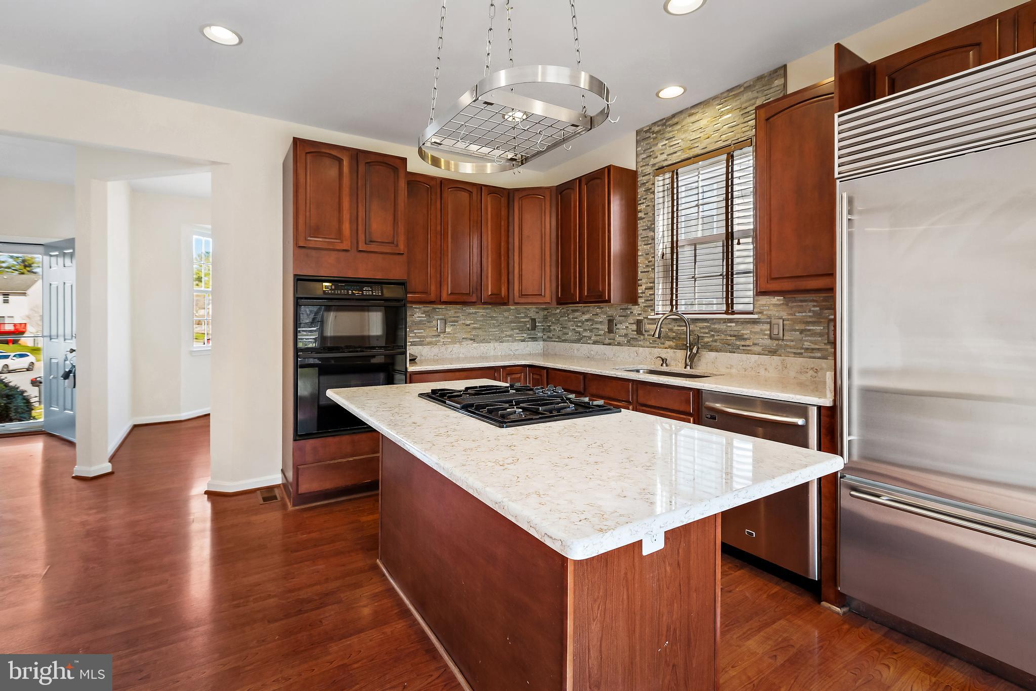 136 Summer Woods Way