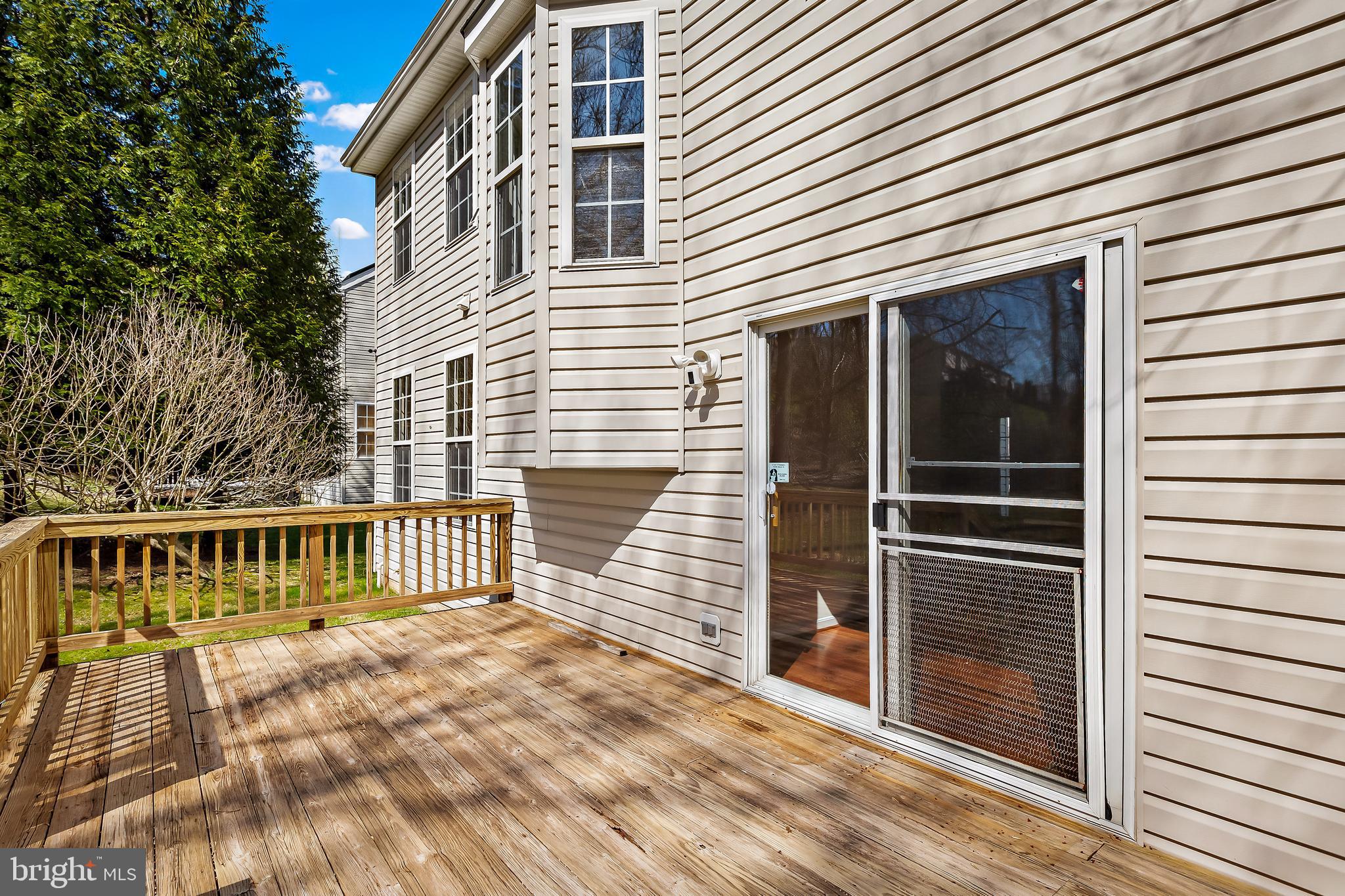 136 Summer Woods Way