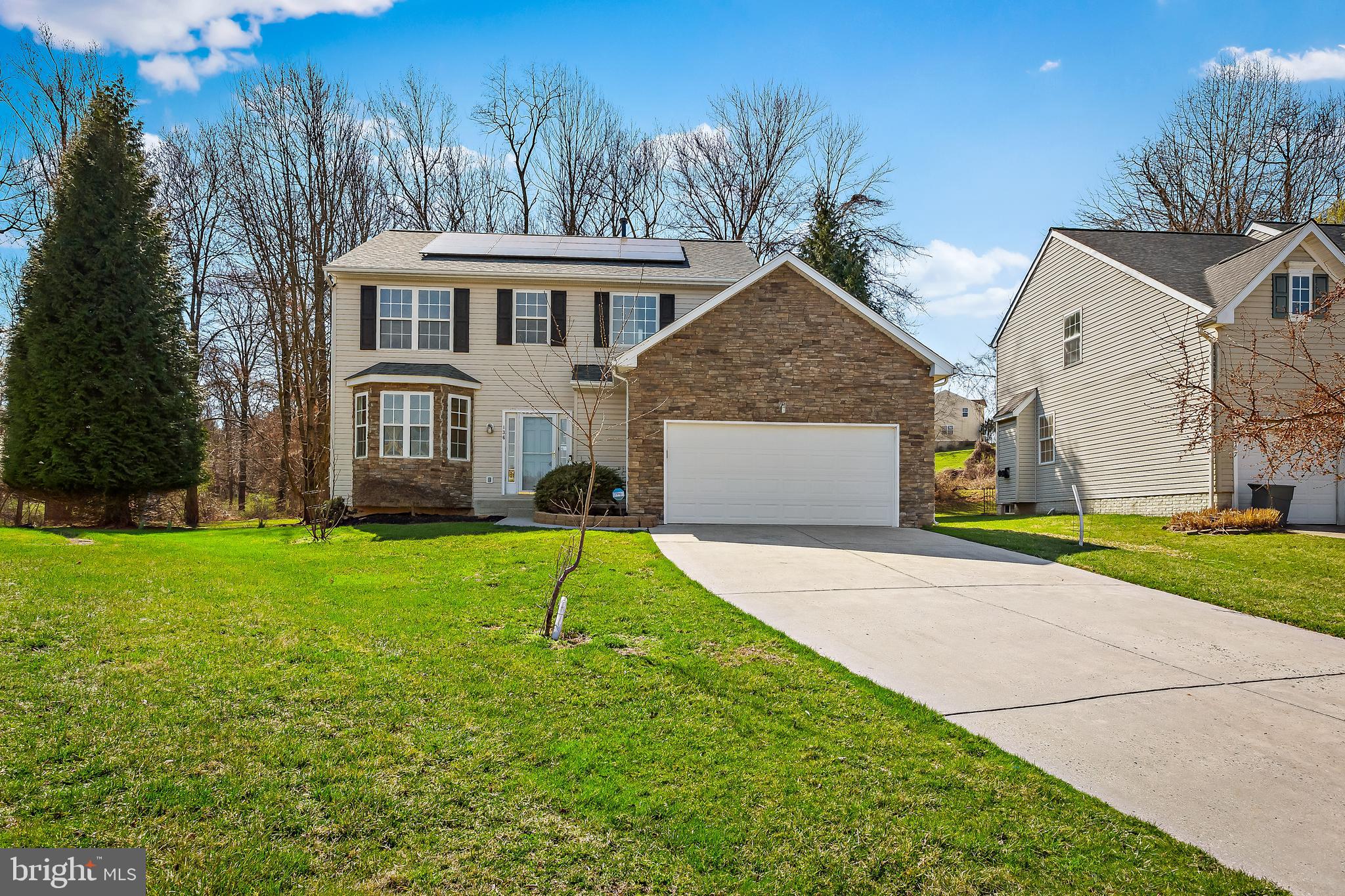 136 Summer Woods Way