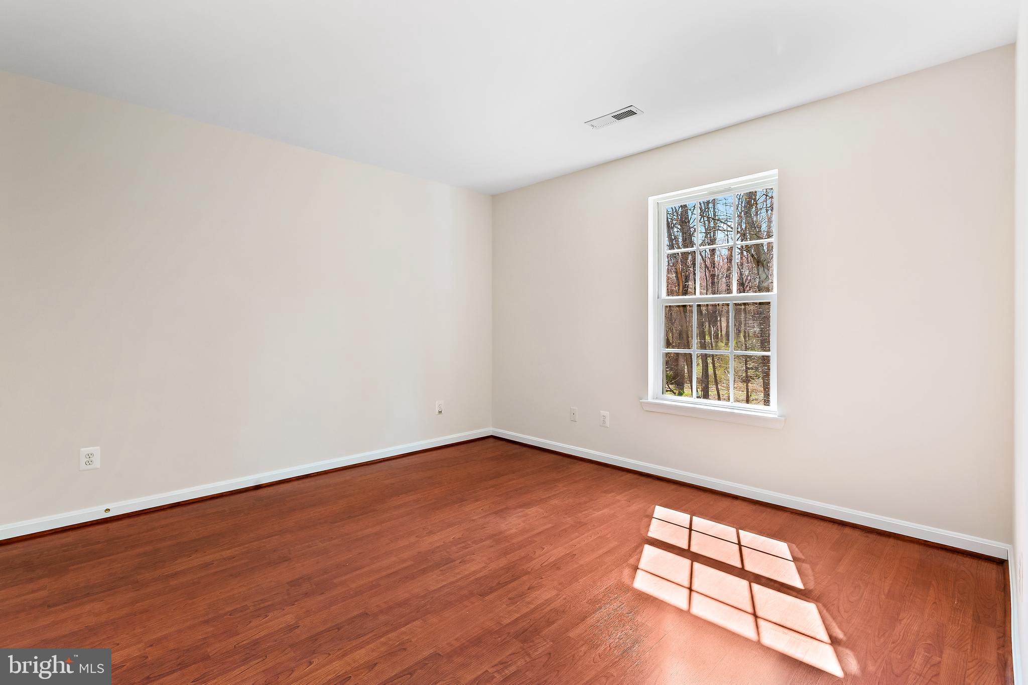 136 Summer Woods Way