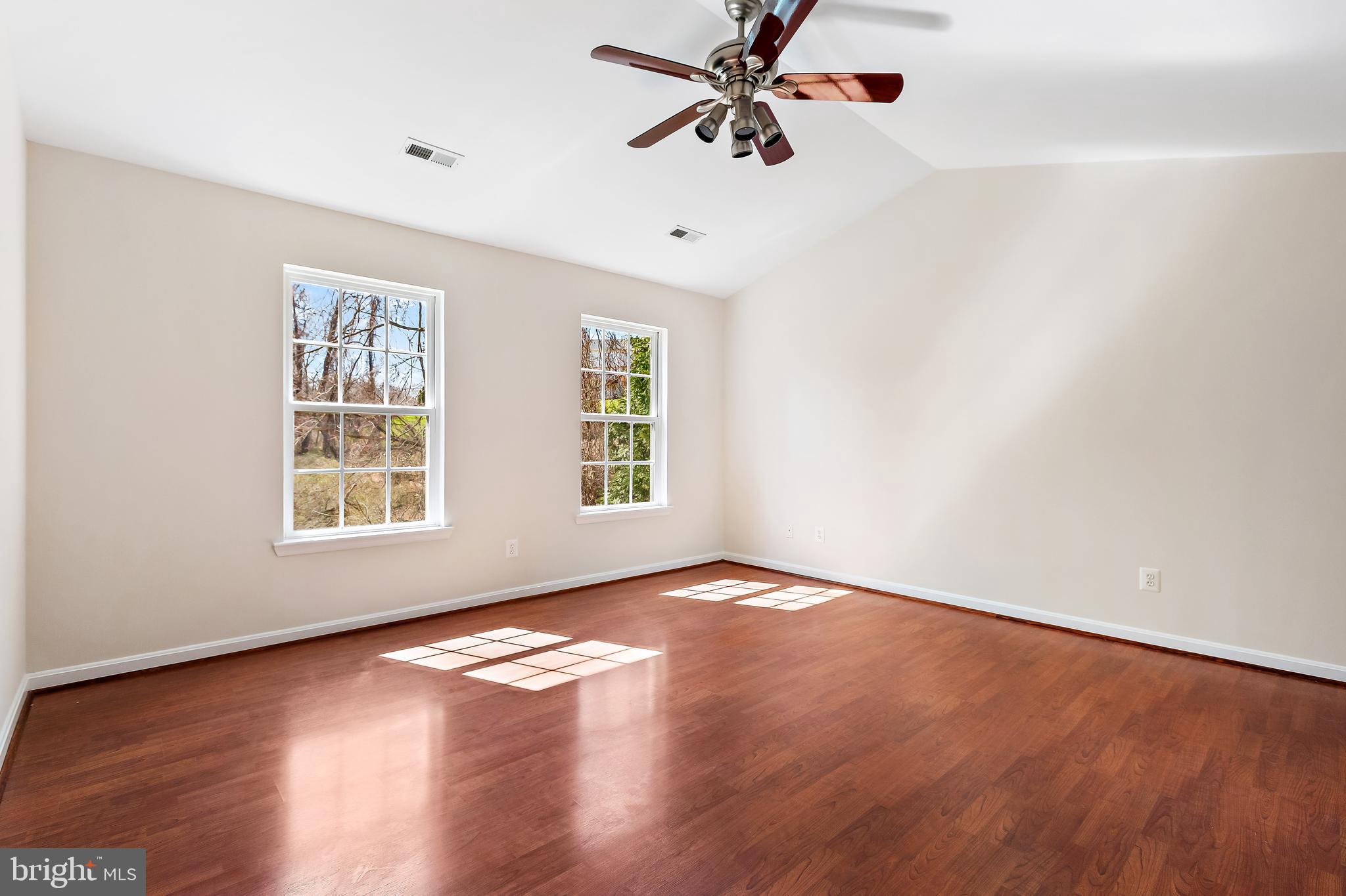 136 Summer Woods Way