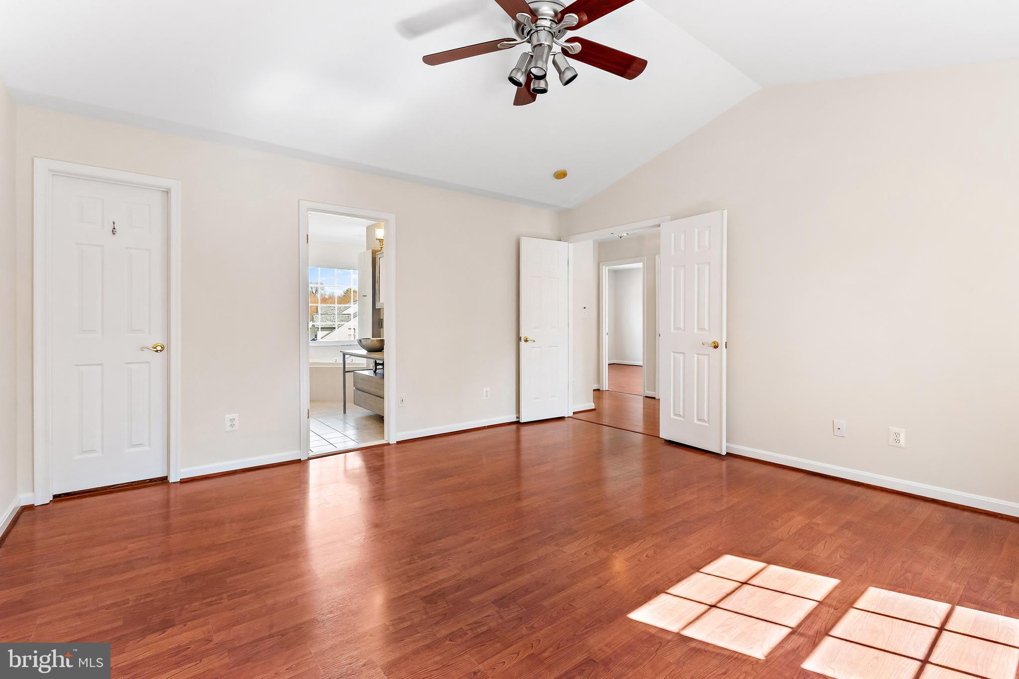 136 Summer Woods Way