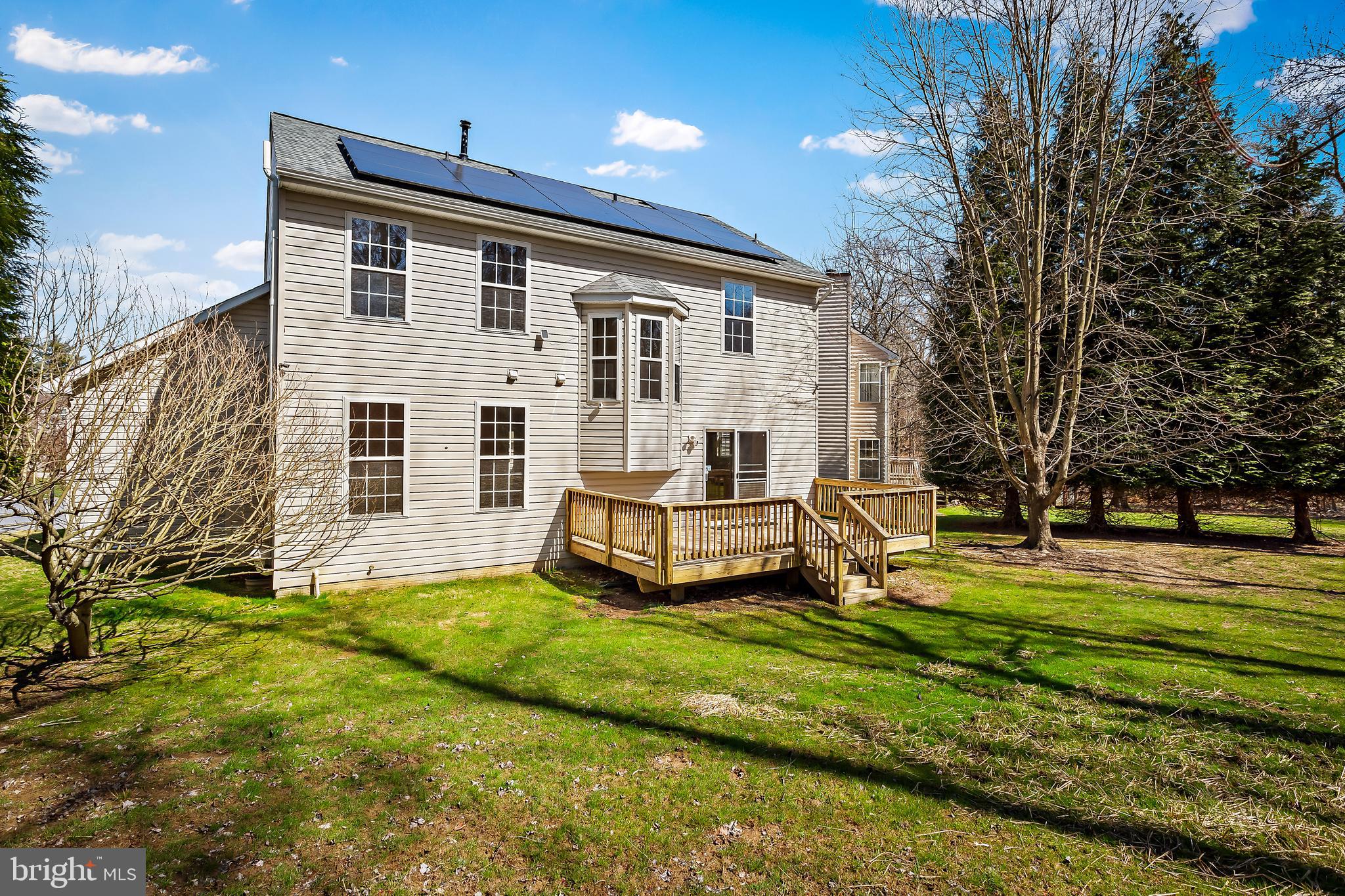 136 Summer Woods Way