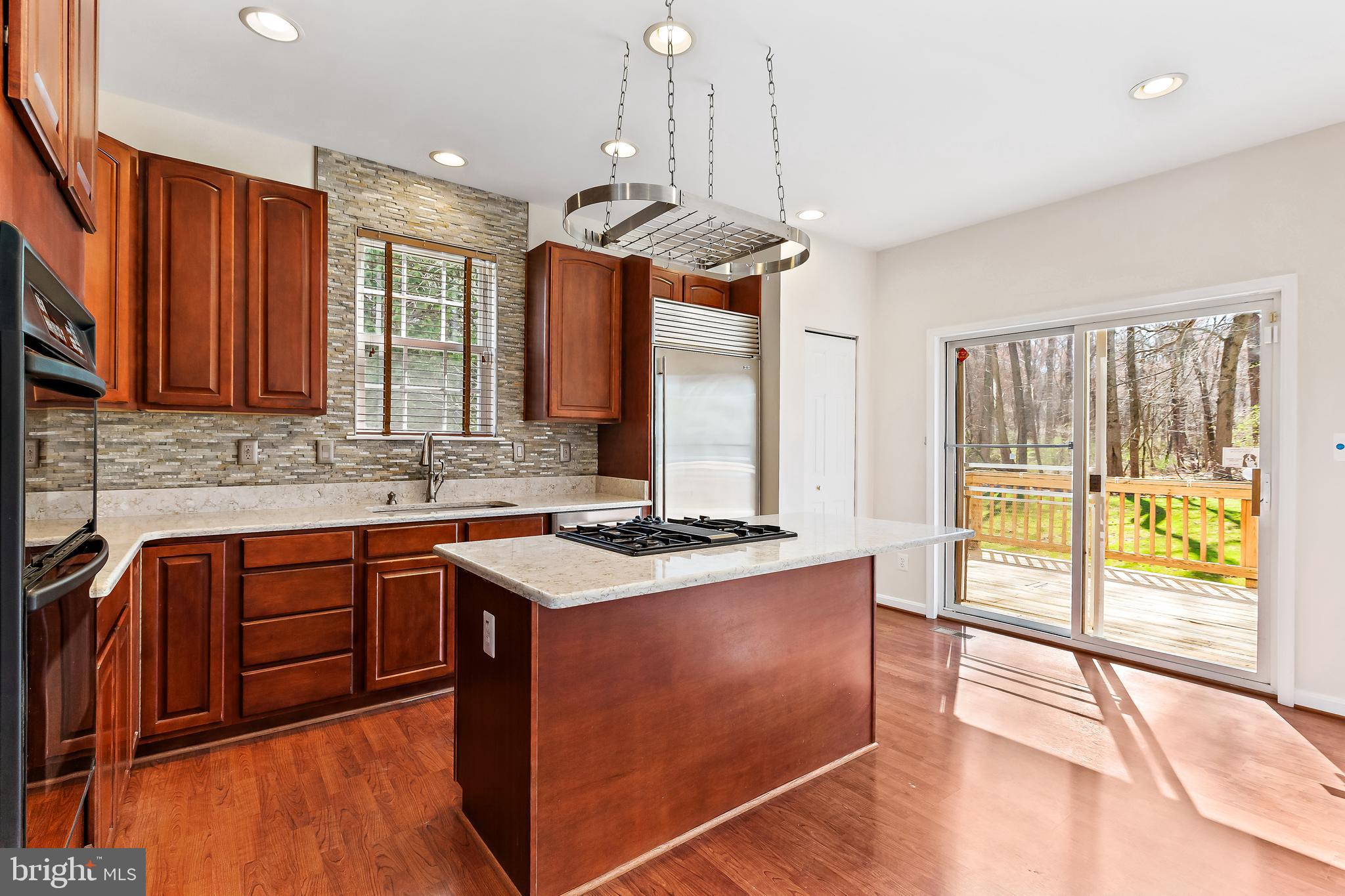 136 Summer Woods Way