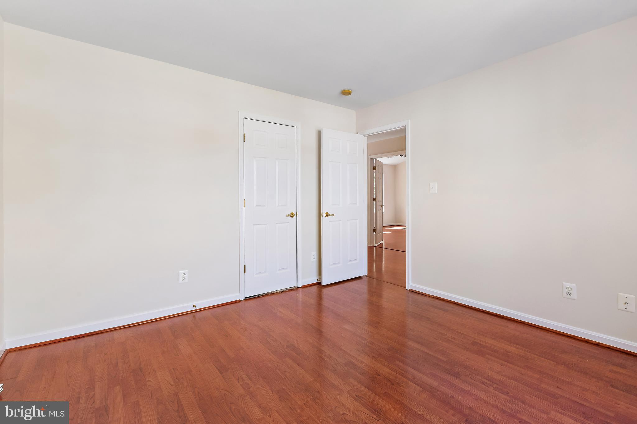 136 Summer Woods Way