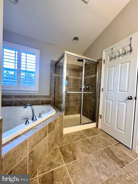 14017 Fox Hill Rd