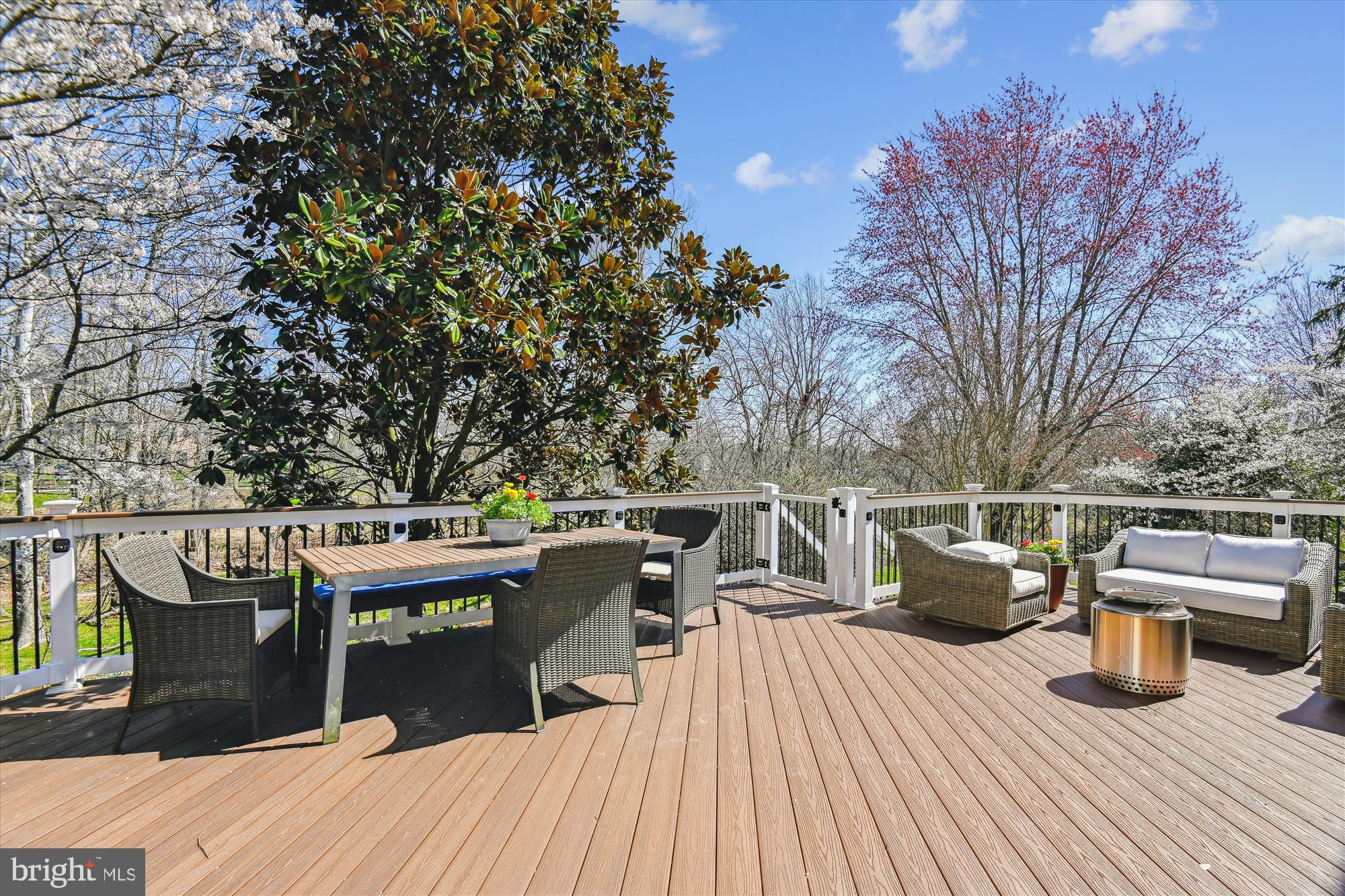 1139 Fairbanks Dr
