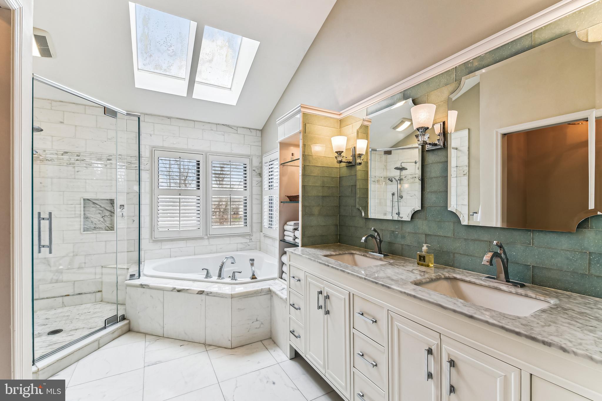1139 Fairbanks Dr