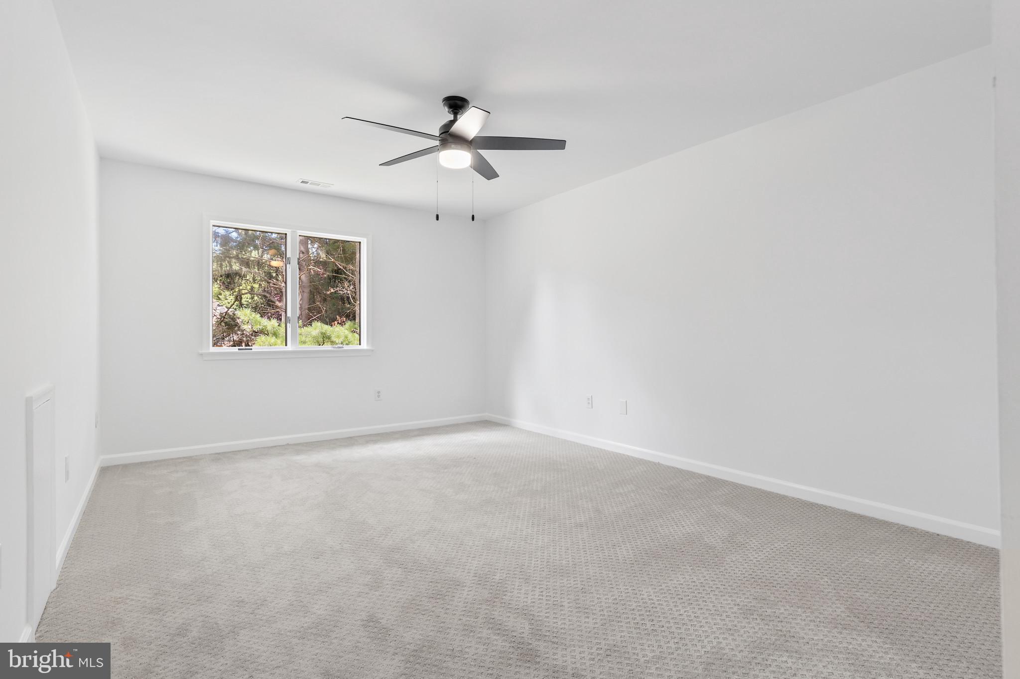 11504 Saint Davids Ln