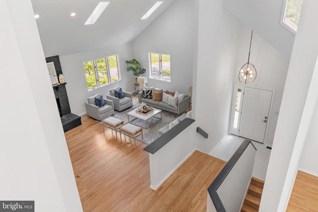 11504 Saint Davids Ln