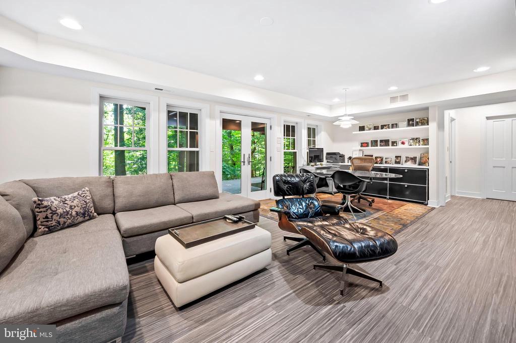 8417 Greenspring Ave