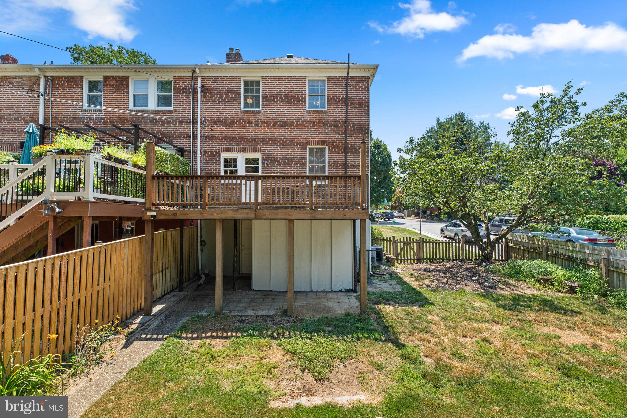 82 Murdock Rd