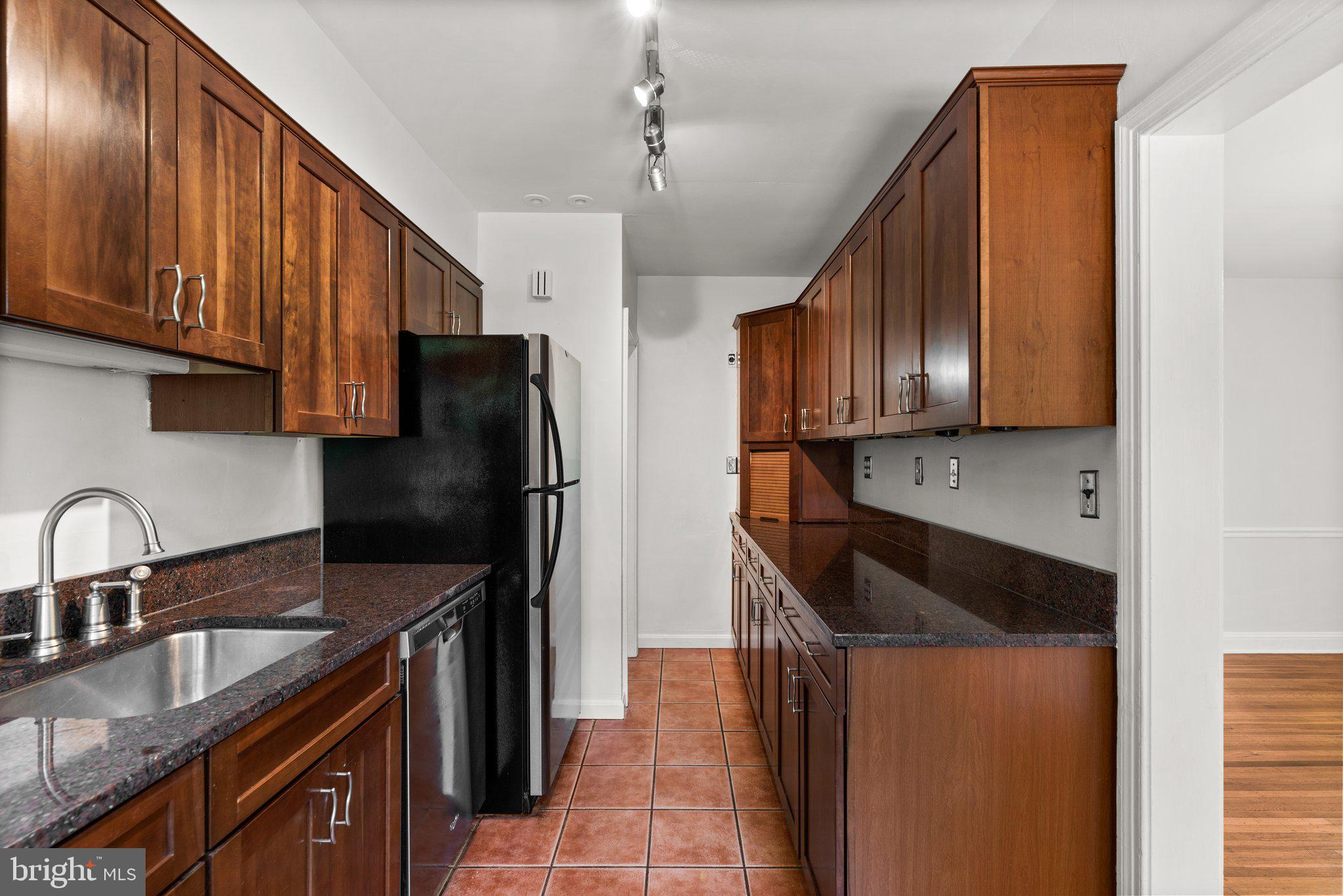 82 Murdock Rd