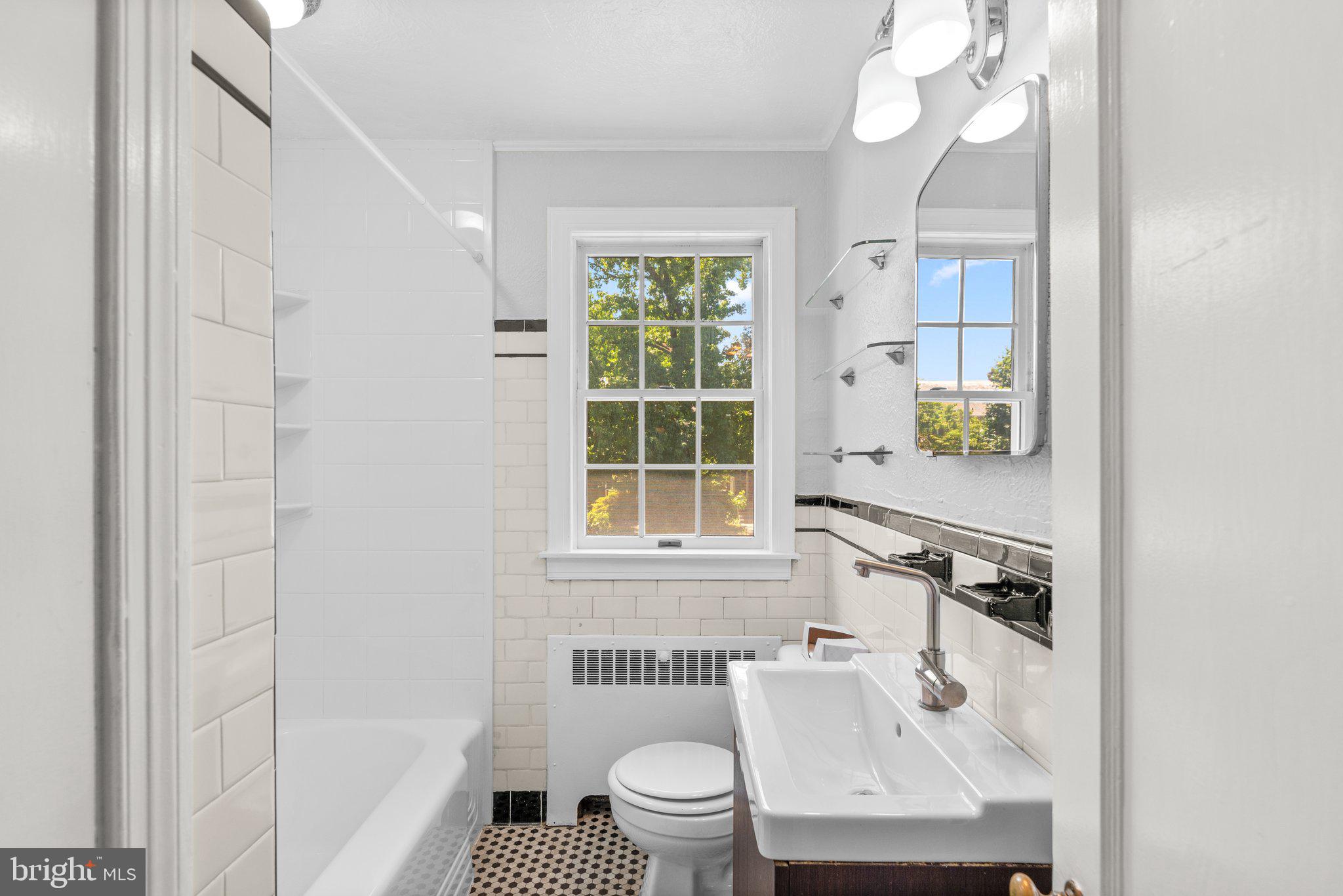 82 Murdock Rd