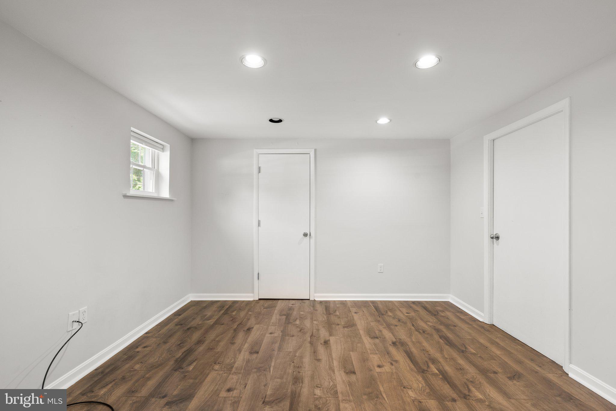 82 Murdock Rd