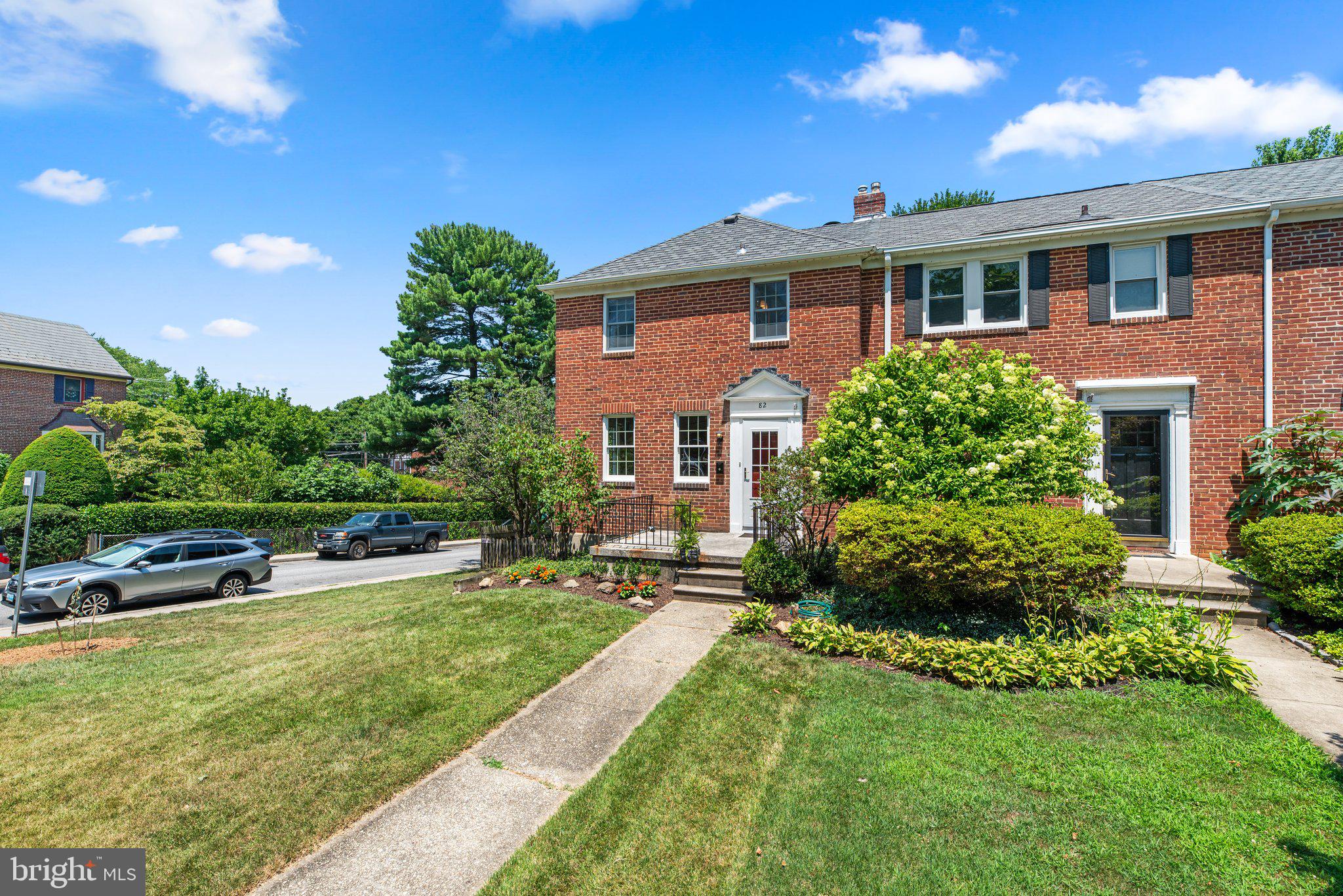 82 Murdock Rd