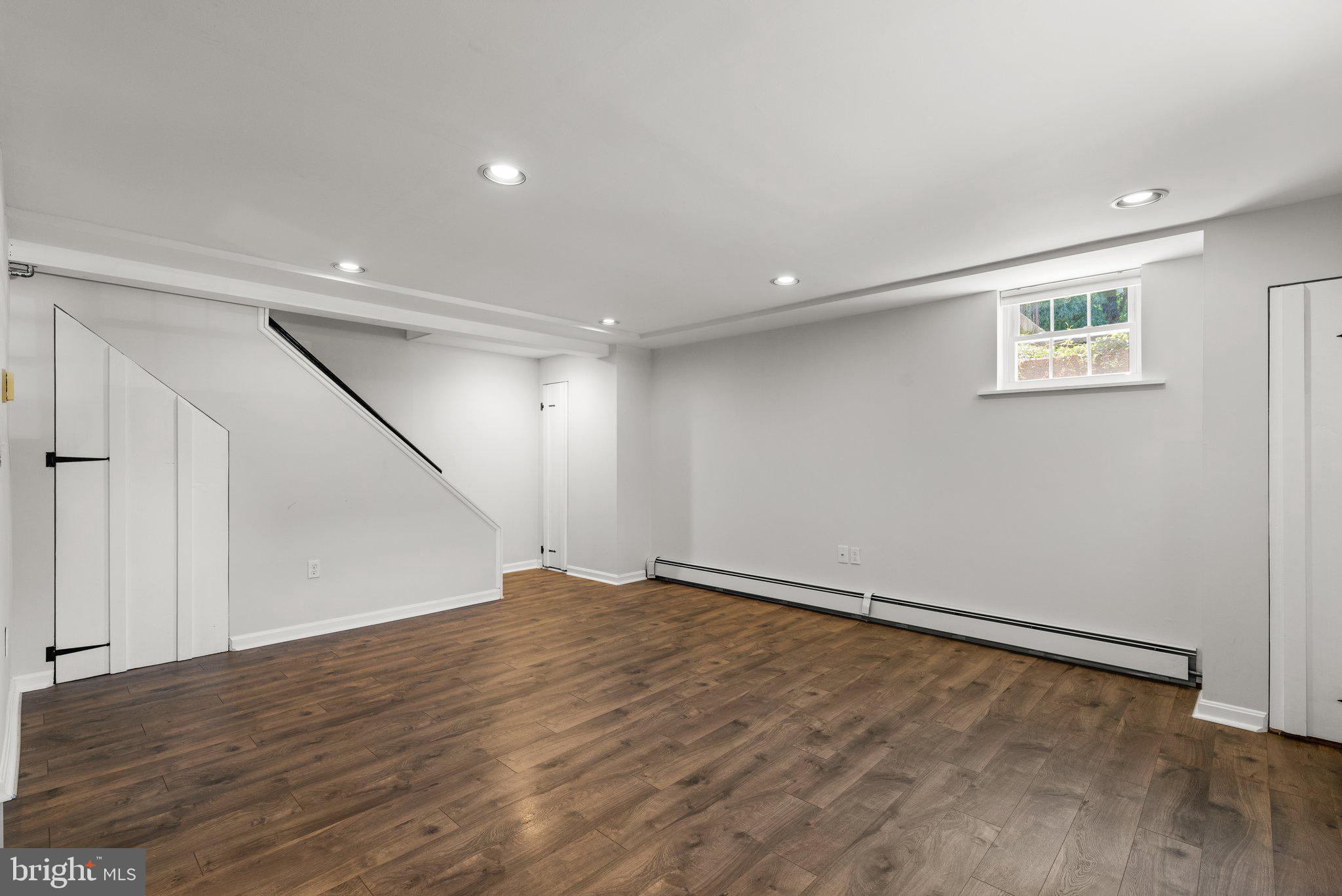 82 Murdock Rd