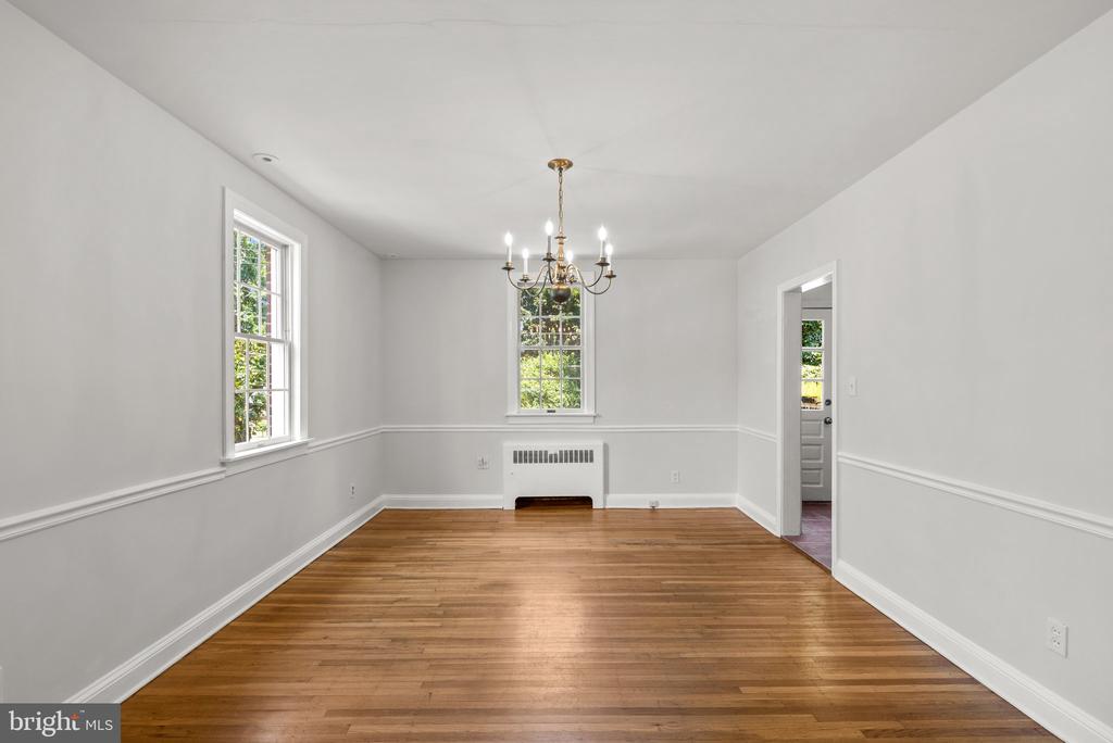82 Murdock Rd