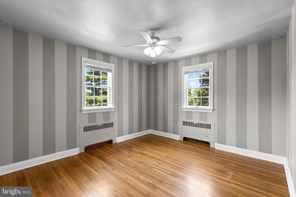 82 Murdock Rd