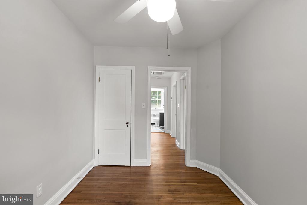 82 Murdock Rd