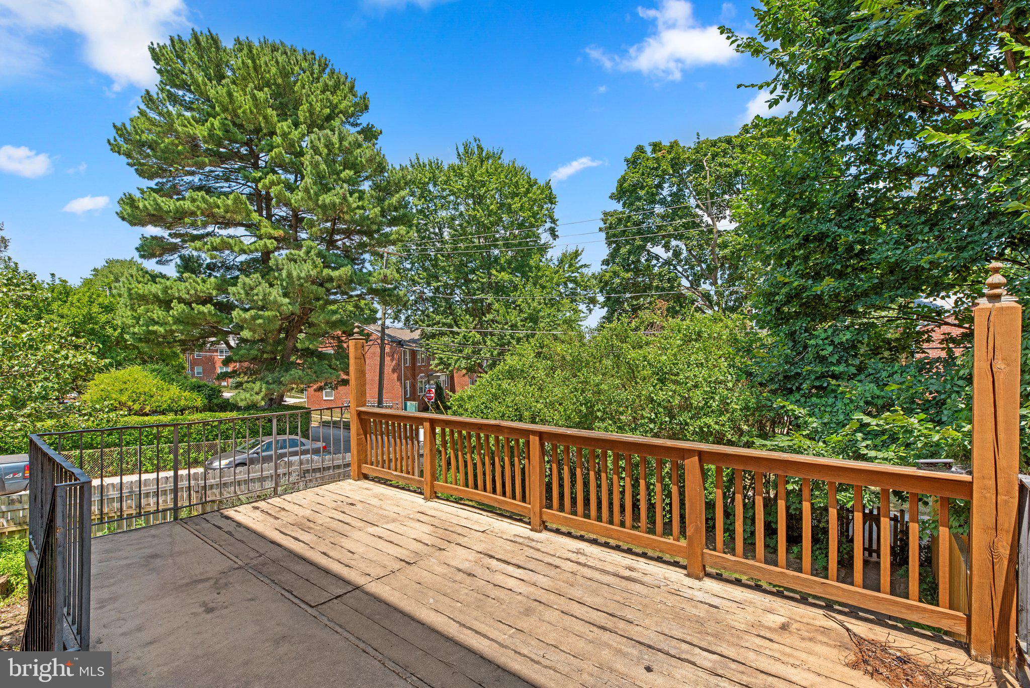 82 Murdock Rd