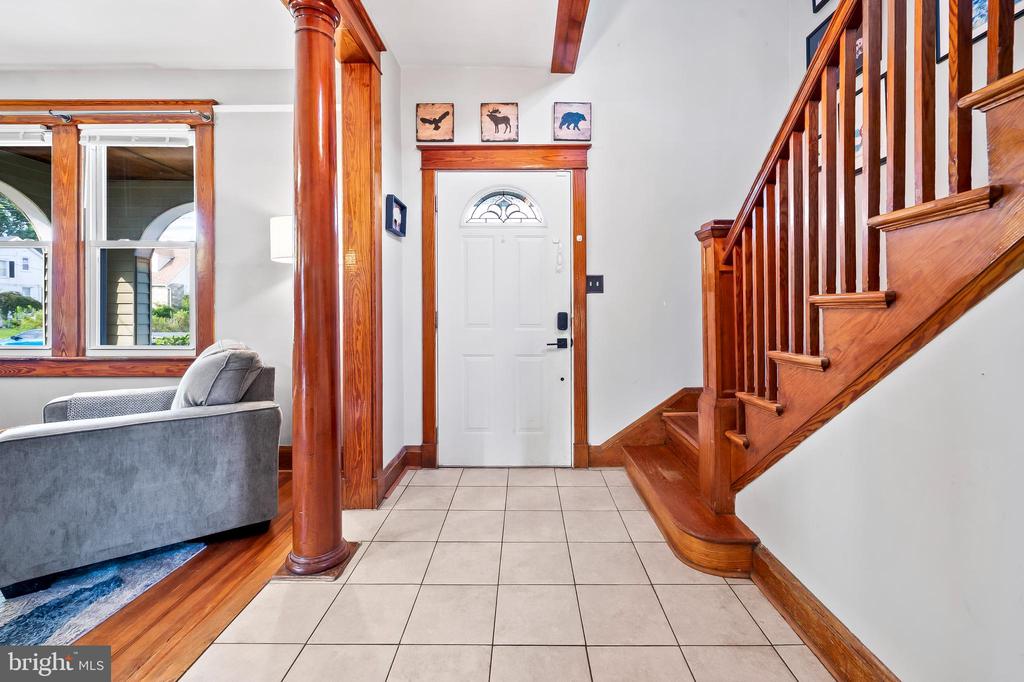 3021 Woodside